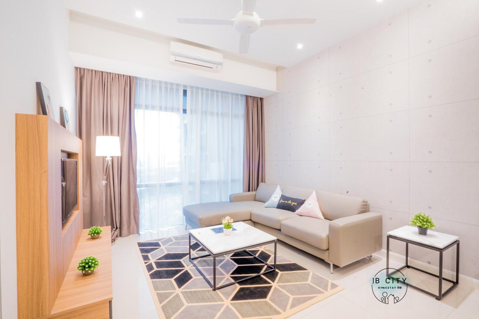 Grand Medini Suites By Rr Jbcity Nusajaya  Exterior foto